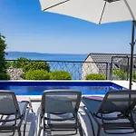 Greystone - House *