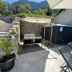 Greystone - House Villa *
