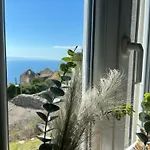 Greystone - House Villa *