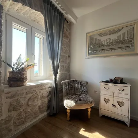 Greystone - House