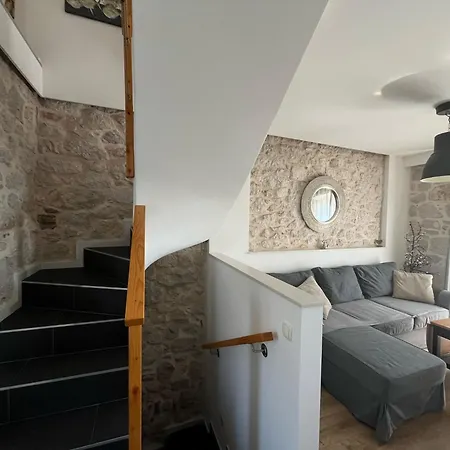 빌라 Greystone - House *