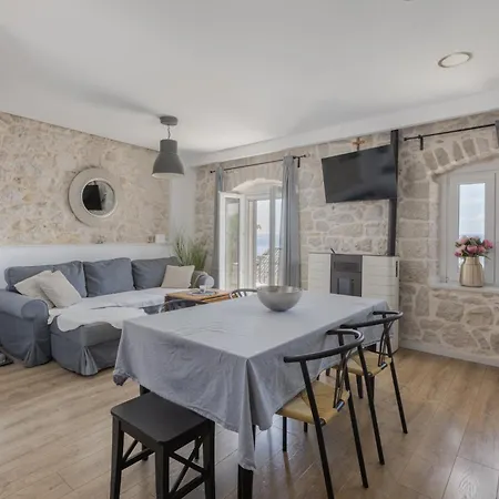 Greystone - House فيلة بودغورا