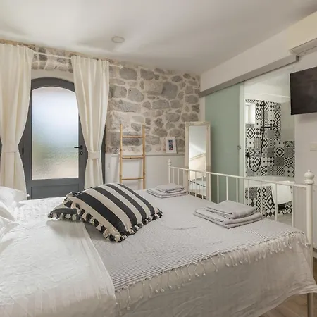 Greystone - House * Podgora (Split-Dalmatia)