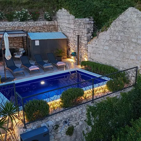 Greystone - House فيلة