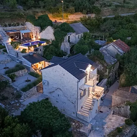 Greystone - House فيلة بودغورا