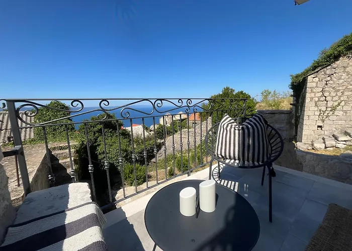 Greystone - House