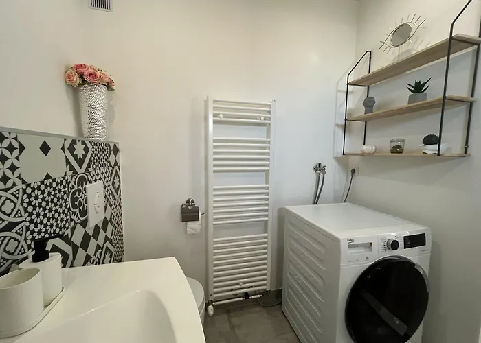 Greystone - House Villa *